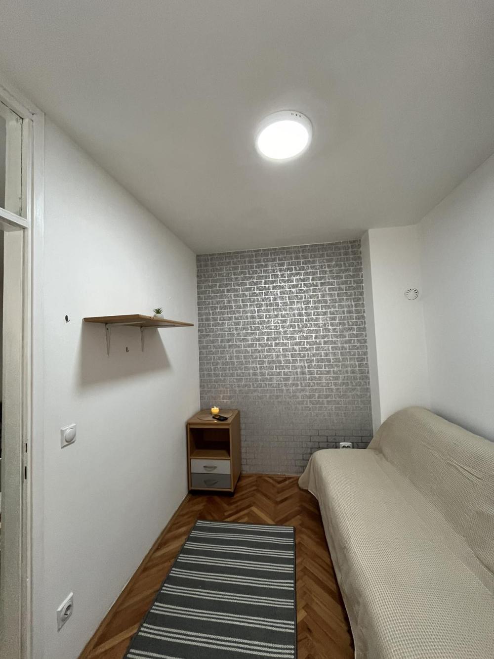 Slika 10 - Dvosoban stan za izdavanje, 35m2, 320€